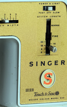 Singer Golden Touch & Sew 620 Sewing Machine